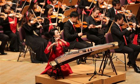 Dino Lee's Shanghai Symphony: A Celestial Concert - Experiencing Traditional Music With a Modern Twist!